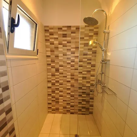 Dina's Paradise Complex 4*