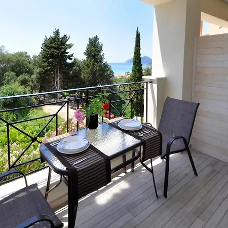 Dina's Paradise Complex Agios Gordios (Corfu)