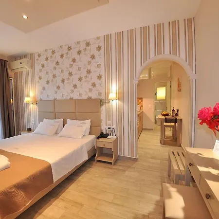 אתר נופש Dina's Paradise 2*