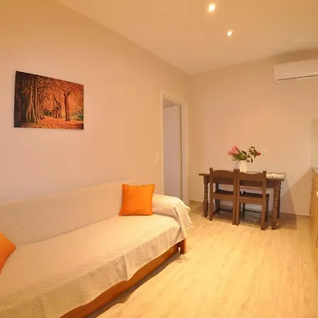 Dina's Paradise Resort