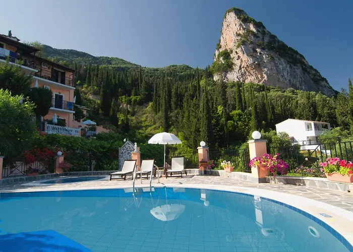 Dina's Paradise Θέρετρο