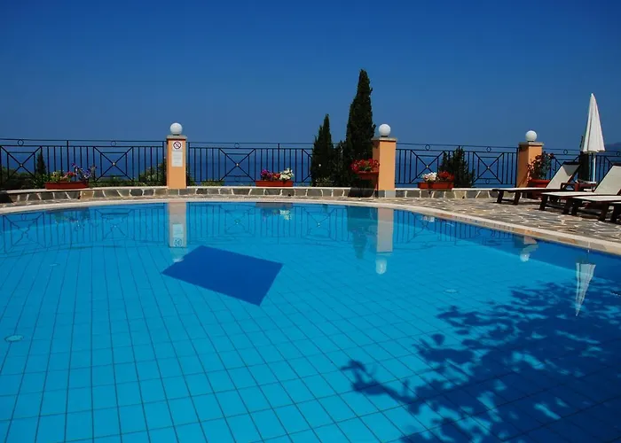 Θέρετρο Dina's Paradise