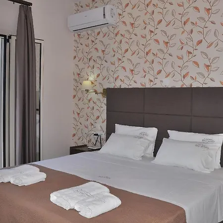 Dina's Paradise 아기오스고르디오스