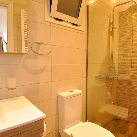 Dina's Paradise Rezort Agios Gordios (Corfu)